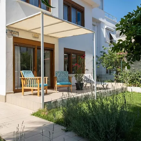 Esma Villa